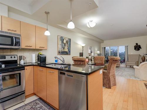 204-2380 Brethour Ave, Sidney, BC - Indoor Photo Showing Kitchen With Stainless Steel Kitchen