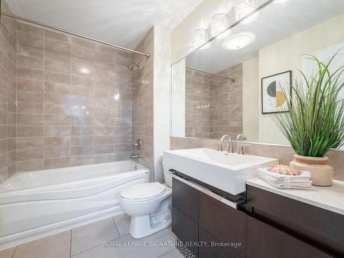 9 Westbrook Ave, Toronto, ON - Indoor Photo Showing Bathroom