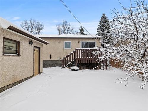 22 Cannes Cr, Winnipeg, MB 