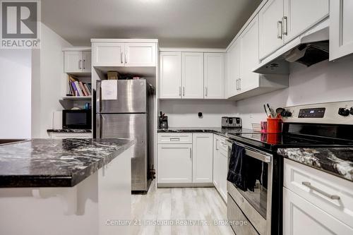 101 Shady Hill Road, West Grey, ON - Indoor Photo Showing Kitchen With Upgraded Kitchen