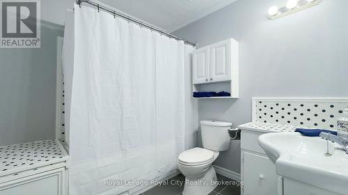 793 Eastwood Drive, Saugeen Shores, ON - Indoor Photo Showing Bathroom