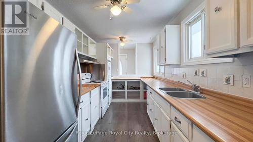 793 Eastwood Drive, Saugeen Shores, ON - Indoor Photo Showing Kitchen With Double Sink