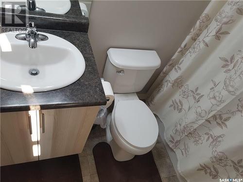 2302 5500 Mitchinson Way, Regina, SK - Indoor Photo Showing Bathroom