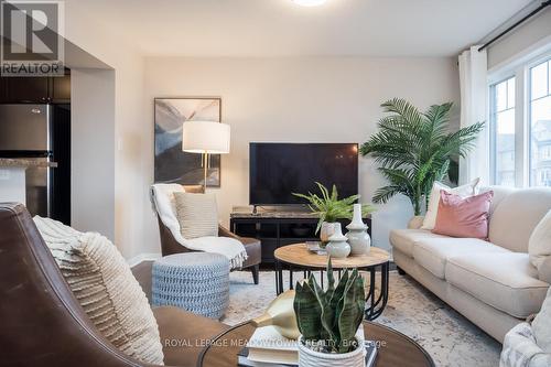 769 Challinor Terrace, Milton, ON - Indoor Photo Showing Living Room