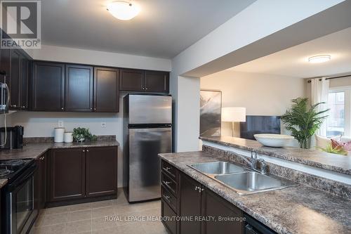 769 Challinor Terrace, Milton, ON - Indoor Photo Showing Kitchen With Double Sink