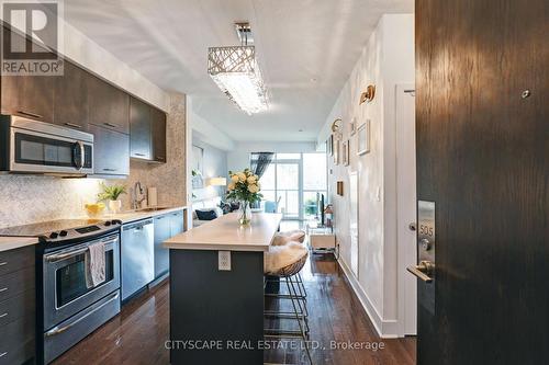 505 - 26 Norton Avenue, Toronto, ON - Indoor Photo Showing Kitchen With Upgraded Kitchen