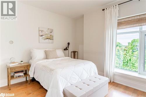 80 Orchard Point Road Unit# 604, Orillia, ON - Indoor Photo Showing Bedroom