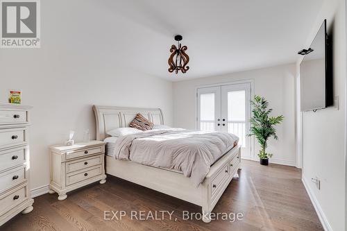 1526 Edencrest Drive, Mississauga, ON - Indoor Photo Showing Bedroom