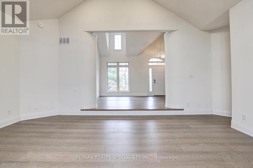 7 Deer Run Crescent, Halton Hills, ON - Indoor Photo Showing Other Room