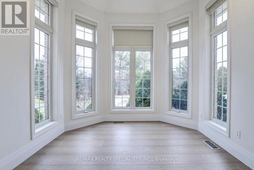 7 Deer Run Crescent, Halton Hills, ON - Indoor Photo Showing Other Room