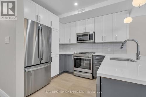 C - 404 Arlington Avenue, Ottawa, ON - Indoor Photo Showing Kitchen With Stainless Steel Kitchen With Upgraded Kitchen