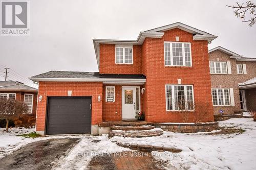 33 Brown Wood Drive, Barrie, ON - Outdoor