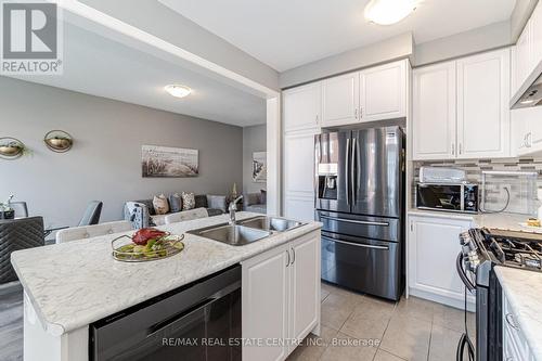 85 Bronson Terrace, Milton, ON - Indoor Photo Showing Kitchen With Double Sink