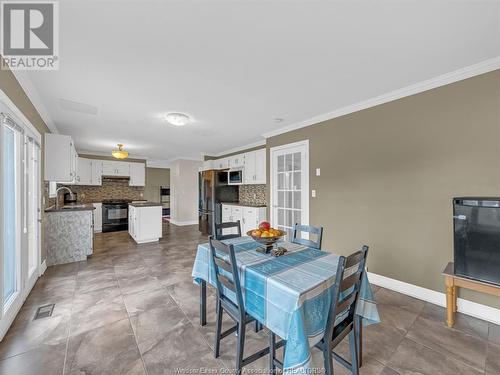 28 Carter Avenue, Leamington, ON - Indoor Photo Showing Dining Room