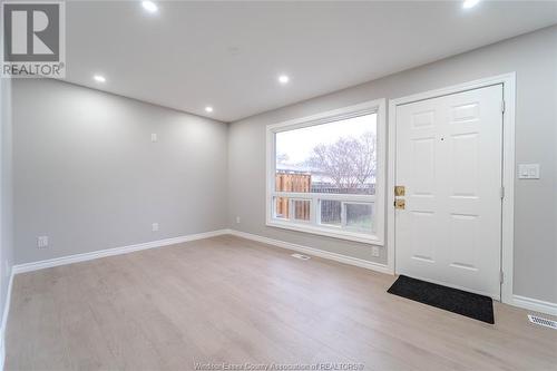 5414 Lassaline, Windsor, ON - Indoor Photo Showing Other Room