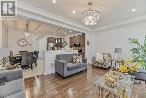 15 Oleary Road, Brampton, ON - Indoor Photo Showing Living Room