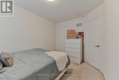 15 Oleary Road, Brampton, ON - Indoor Photo Showing Bedroom