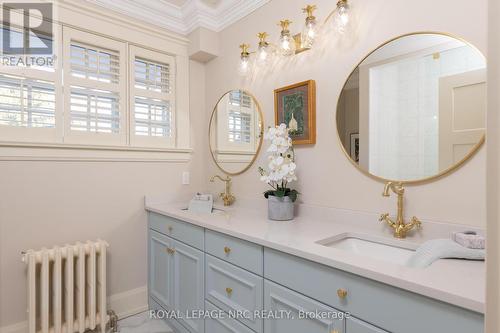 50 Hillcrest Avenue, St. Catharines (457 - Old Glenridge), ON - Indoor Photo Showing Bathroom