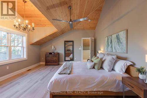 50 Hillcrest Avenue, St. Catharines (457 - Old Glenridge), ON - Indoor Photo Showing Bedroom