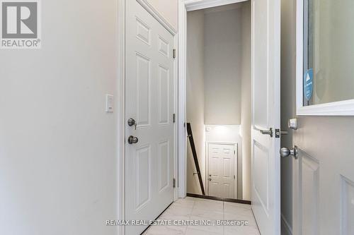 35 Arthur Griffin Crescent, Caledon, ON - Indoor Photo Showing Other Room