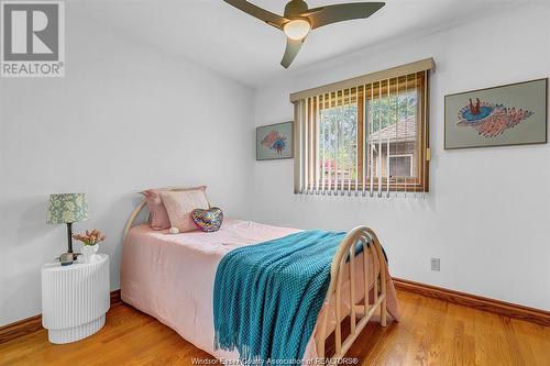 559 Lisa Crescent, Windsor, ON - Indoor Photo Showing Bedroom