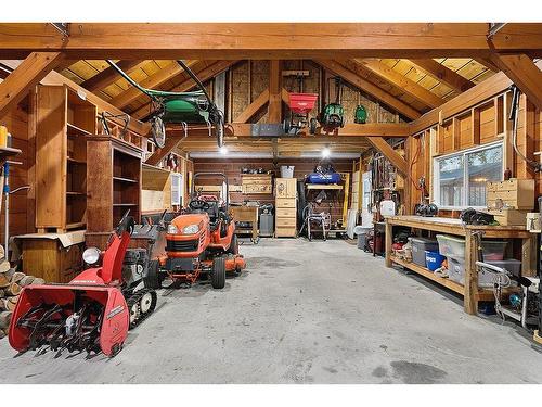 Garage - 139 Av. Paradise, Mansfield-Et-Pontefract, QC - Indoor Photo Showing Garage