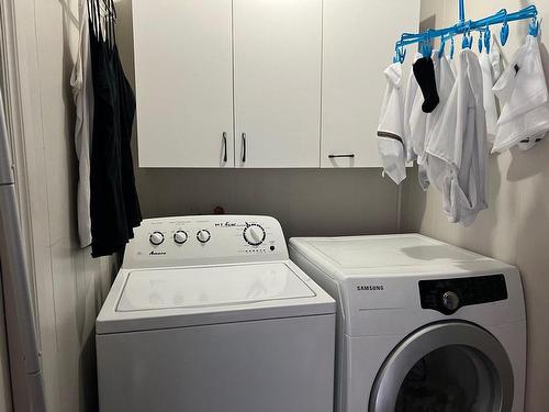 Salle de lavage - 60 Rue De L'Église N., Lorrainville, QC - Indoor Photo Showing Laundry Room