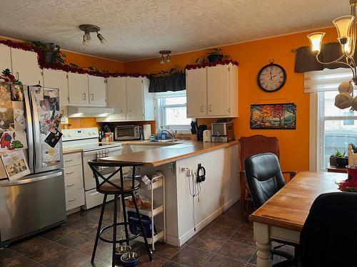 Cuisine - 60 Rue De L'Église N., Lorrainville, QC - Indoor Photo Showing Kitchen