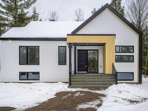 FaÃ§ade - Ch. Du Golf, Sainte-Lucie-Des-Laurentides, QC - Outdoor