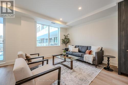 217 - 6523 Wellington 7 Road, Centre Wellington (Elora/Salem), ON - Indoor Photo Showing Living Room