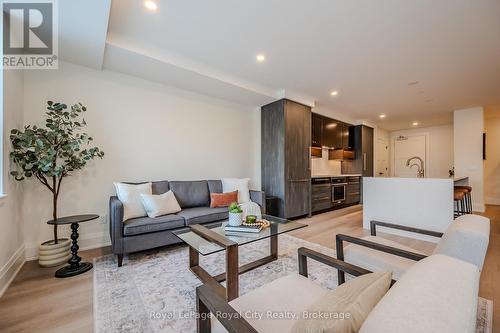 217 - 6523 Wellington 7 Road, Centre Wellington (Elora/Salem), ON - Indoor Photo Showing Living Room