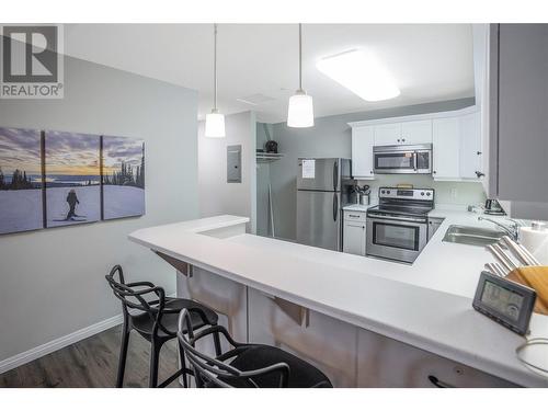 9885 Pinnacles Road Unit# 9, Vernon, BC - Indoor Photo Showing Kitchen