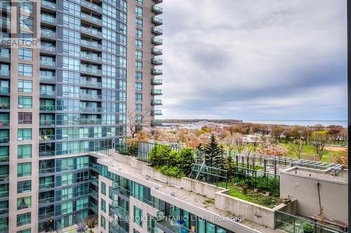 1005 - 231 Fort York Boulevard, Toronto, ON - Outdoor With Balcony With Facade