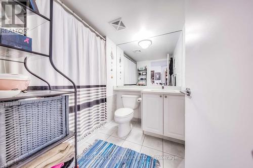 1005 - 231 Fort York Boulevard, Toronto, ON - Indoor Photo Showing Bathroom