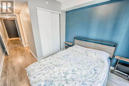 1012 - 60 Shuter Street, Toronto, ON - Indoor Photo Showing Bedroom