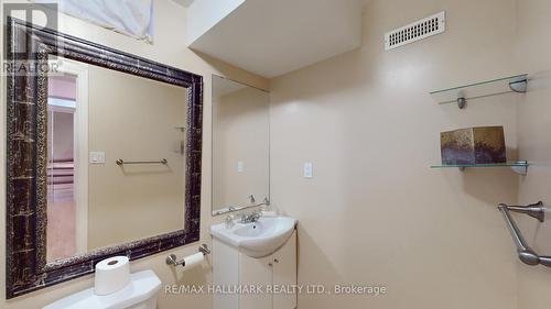 150 Peak Point Boulevard, Vaughan, ON - Indoor Photo Showing Bathroom