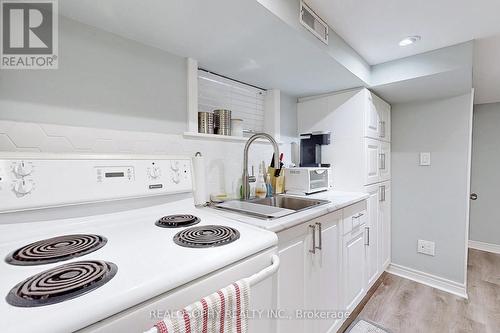 Bsmt - 116 Chandos Avenue, Toronto, ON - Indoor Photo Showing Kitchen