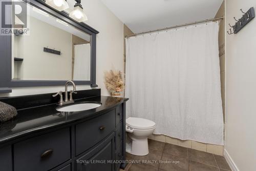 11 Wright Avenue, Halton Hills, ON - Indoor Photo Showing Bathroom