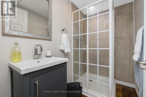 11 Wright Avenue, Halton Hills, ON - Indoor Photo Showing Bathroom