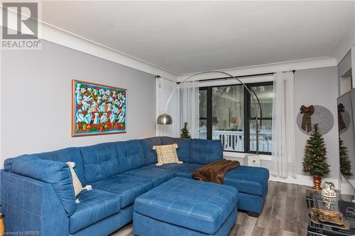 35 Marsh Drive, North Bay, ON - Indoor Photo Showing Living Room