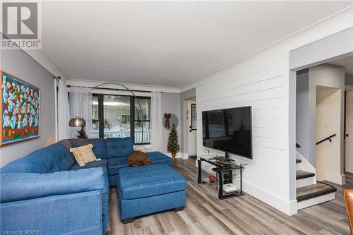 35 Marsh Drive, North Bay, ON - Indoor Photo Showing Living Room