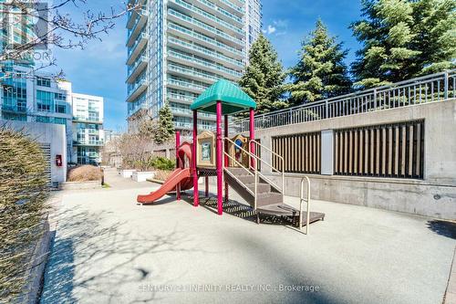 Ph01 - 3939 Duke Of York Boulevard, Mississauga (City Centre), ON - Outdoor