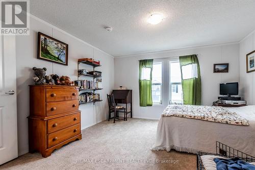 17 Bent Willow Court, Haldimand, ON - Indoor Photo Showing Bedroom