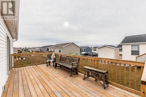 17 Bent Willow Court, Haldimand, ON - Outdoor With Deck Patio Veranda With Exterior