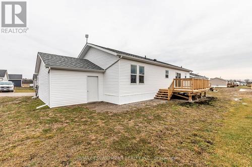 17 Bent Willow Court, Haldimand, ON - Outdoor With Exterior