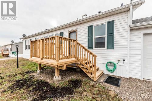 17 Bent Willow Court, Haldimand, ON - Outdoor With Exterior