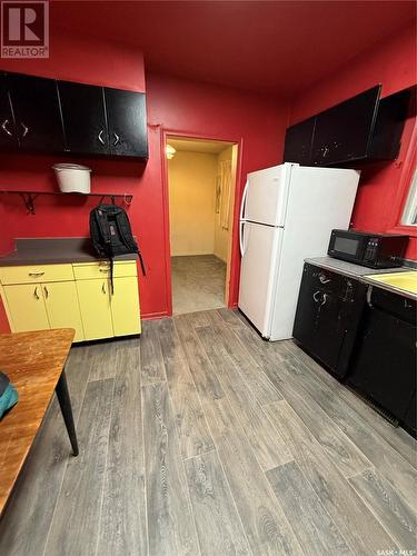 53 Langley Street, Regina, SK - Indoor Photo Showing Kitchen