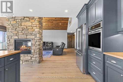 754 Cope Road, Welland (765 - Cooks Mills), ON - Indoor With Fireplace