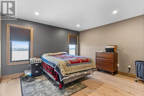 754 Cope Road, Welland (765 - Cooks Mills), ON - Indoor Photo Showing Bedroom