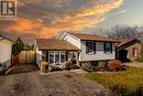 7989 Paddock Trail Drive, Niagara Falls (213 - Ascot), ON  - Outdoor 